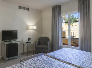 Hotel Macià Alfaros