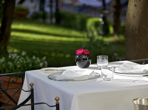 Aldrovandi Villa Borghese