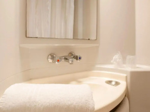 Premiere Classe Lyon Est - Aéroport Saint Exupéry