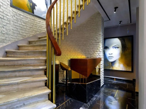 Walton Hotels Galata
