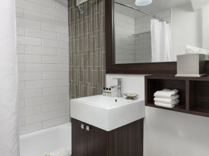 Executive Hotel Pacific