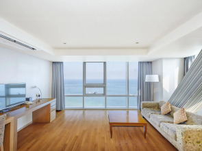 Kolon Seacloud Hotel