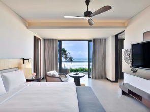 Курортный отель Weligama Bay Marriott Resort & Spa