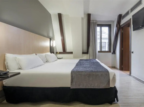 Hotel ILUNION Almirante