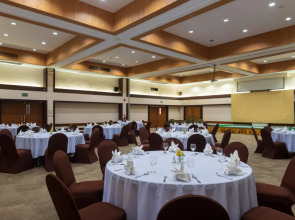 Pinnacle Grand Jomtien Resort and Beach Club