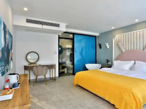 Shanghai Monegative Time Garden Hotel