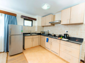 Heri Heights Hotel Apartments, SureStay Collection by BW