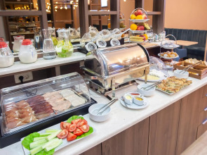 Отель Twelve by Aycon