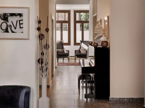 Townhouse Residence a member of Brown Hotels