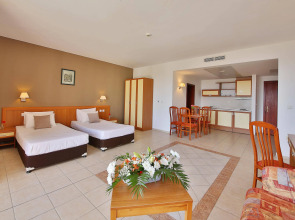 Prestige Hotel and Aquapark