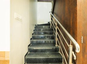 FabExpress Adore Inn