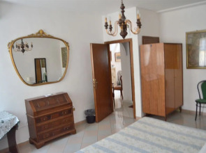 Barbara House - Guest House