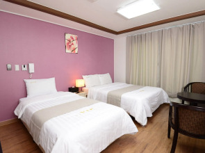 Yeongdeungpo VIP Hotel