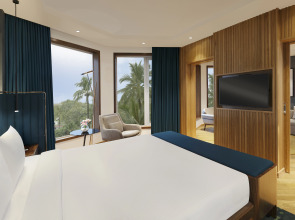 Novotel Mumbai Juhu Beach Hotel