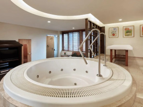 The Davis Bangkok Hotel