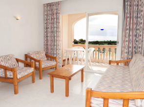 Apartamentos Sol Romántica by DOT Suites