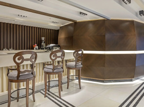 B Business Hotel & Spa