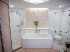 Boracay Mandarin Island Hotel