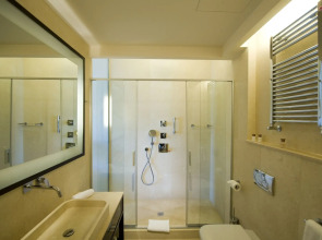 MarinaPlace Resort & Spa