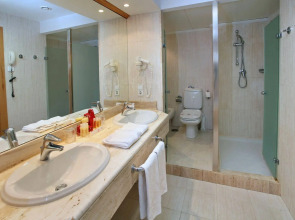 Hotel & Spa Peñíscola Plaza Suites