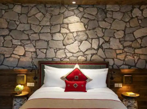 Sapa CatCat Hills Resort