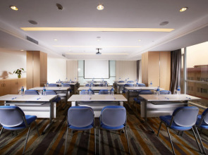 Holiday Inn Express Zhengzhou Airport by IHG