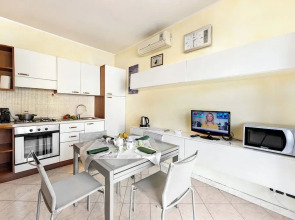 Anna Station 200m From the sea