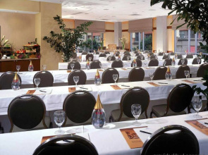 Hilton San Diego Gaslamp Quarter