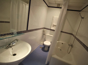 Moon Dreams Mediterraneo