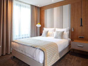 TITANIC Chaussee Berlin