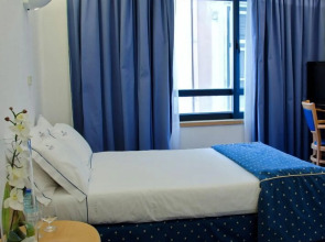 VIP Executive Eden Aparthotel