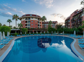 Palmeras Beach Hotel