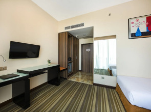 Pearl Grand By Rathna