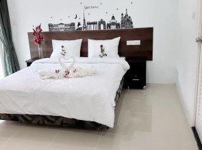 Naiyang Place Phuket Airport