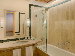 NH Collection Genova Marina