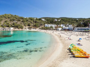 Aparthotel Puerto Cala Vadella