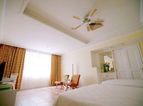 Sunshine Resort Intime Sanya