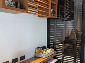 The Henry Hotel Manila