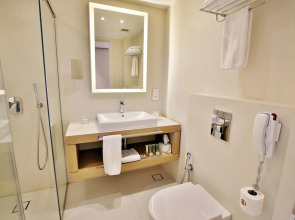 ALQasr Metropole Hotel