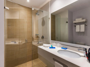 Holiday Inn Express Cartagena Manga by IHG