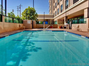 Holiday Inn Express Los Angeles Airport by IHG