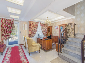 Отель Парк Лэйн