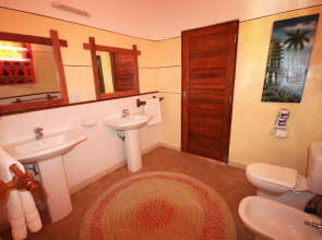 Paradise Beach Resort