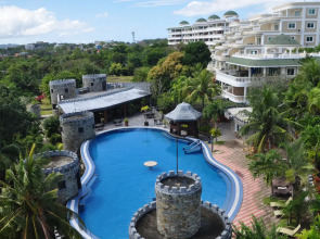 Lingganay Boracay Hotel Resort