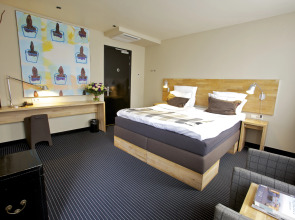 Catalonia Vondel Amsterdam