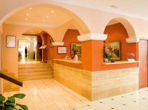 Universal Hotel Bikini