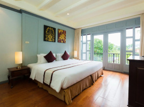 Ma Doo Bua Phuket (มาดูบัวภูเก็ต)