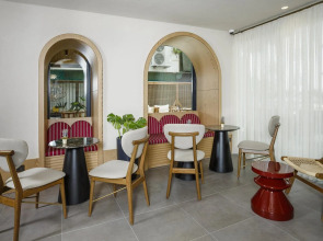 Sherwood Premio Hotel