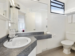 The Parnell Hotel & Conference Centre