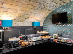 Hôtel Monceau Elysées